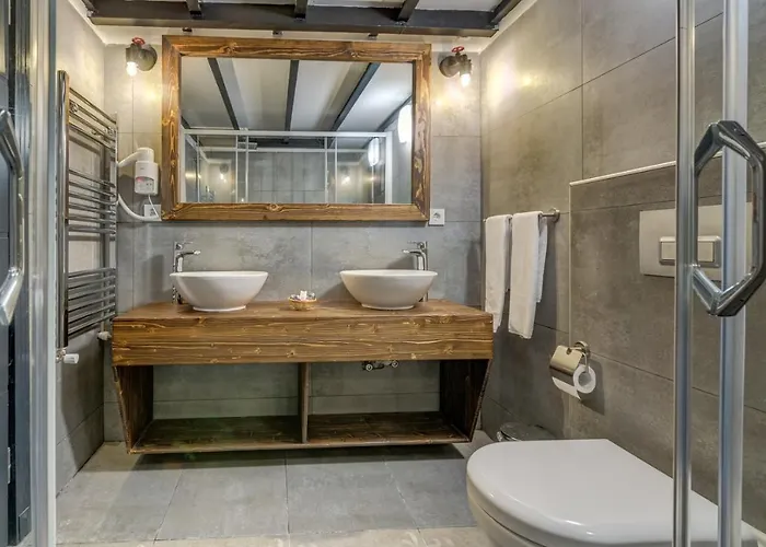 Bel Canto (adults Only) Alaçatı