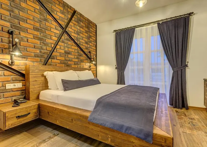 Bel Canto (adults Only) * Alaçatı