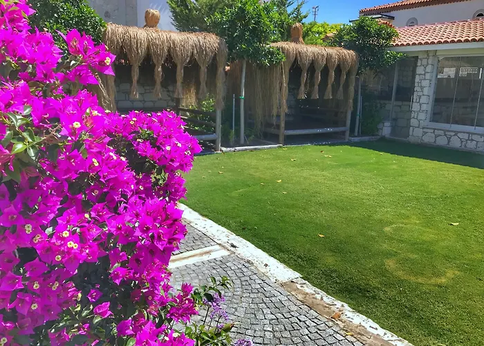 Bel Canto (adults Only) Alaçatı