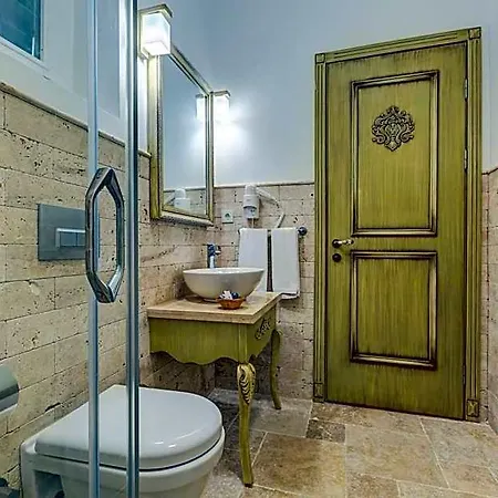 Bel Canto (adults Only) Alaçatı