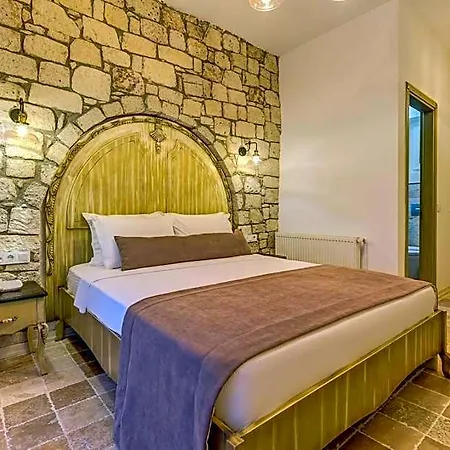 Bel Canto (adults Only) * Alaçatı