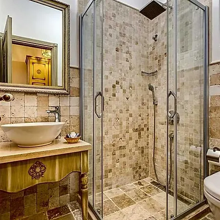 Bel Canto (adults Only) Alaçatı
